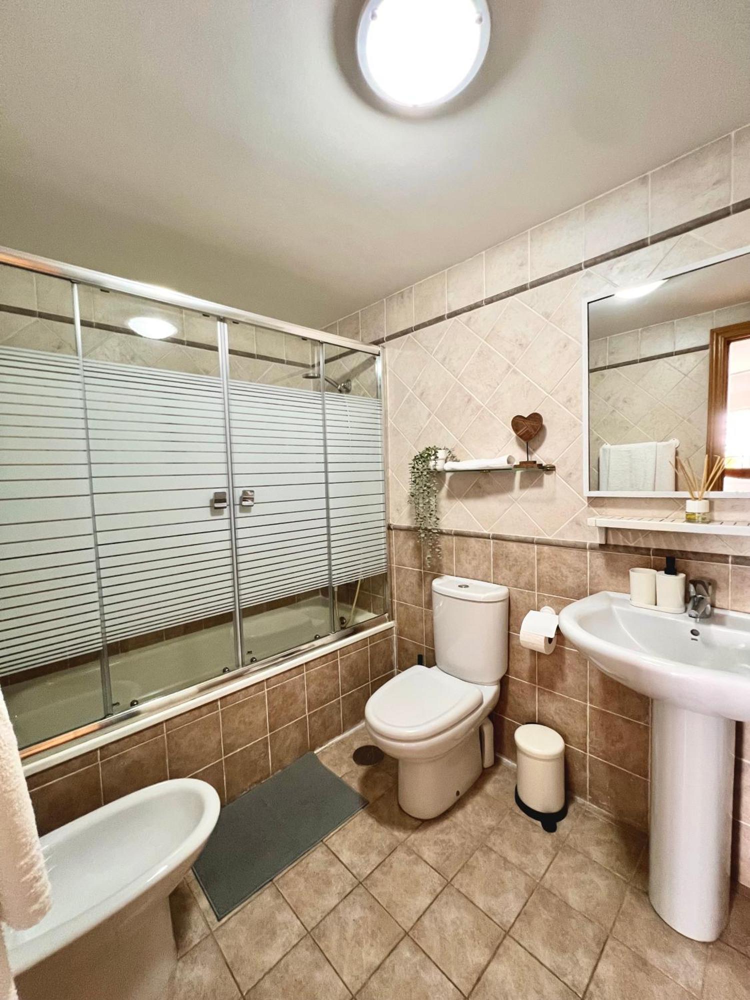 Casa Baviera Golf & Beach Caleta De Velez Luaran gambar